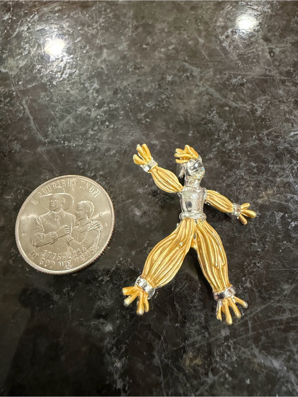 Gold and Silver Harlequin Clown Brooch - Picture 4 of 4